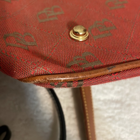 Dooney & Bourke, Inc. Purses (2)-Stylish Black and Red Tote Bags - Picture 10 of 11